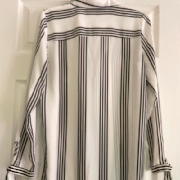 Elle long sleeve tunic - Picture 7 of 7